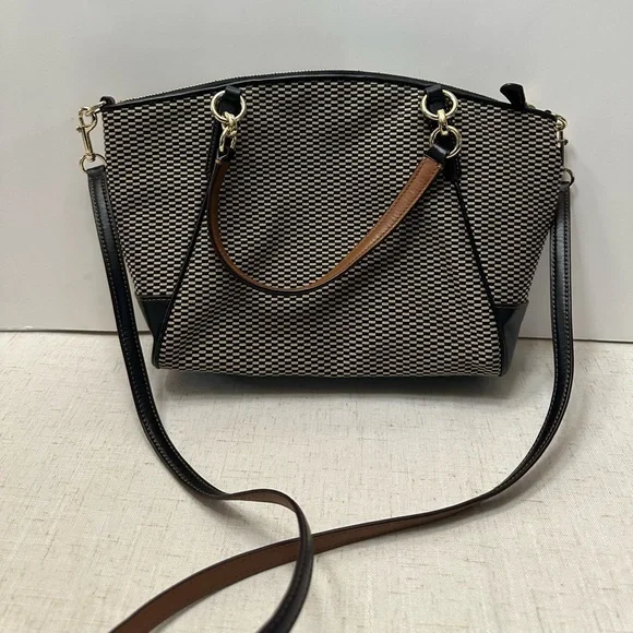 Coach Black and Tan Shoulder Bag - Picture 5 of 12